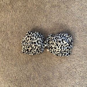 Victoria’s Secret bikini top